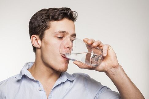 instructions to take the capsule with a glass of water